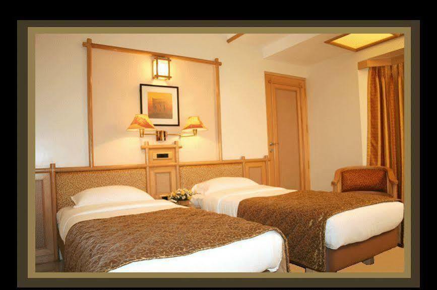 Hotel Gandharva Shivajinagar Πούνε Εξωτερικό φωτογραφία