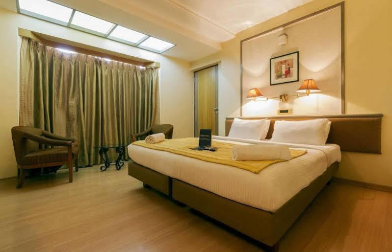 Hotel Gandharva Shivajinagar Πούνε Εξωτερικό φωτογραφία